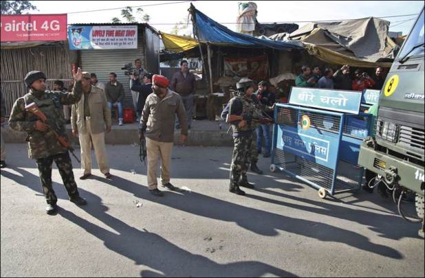 paklodgesfirintopathankotterrorattackcase